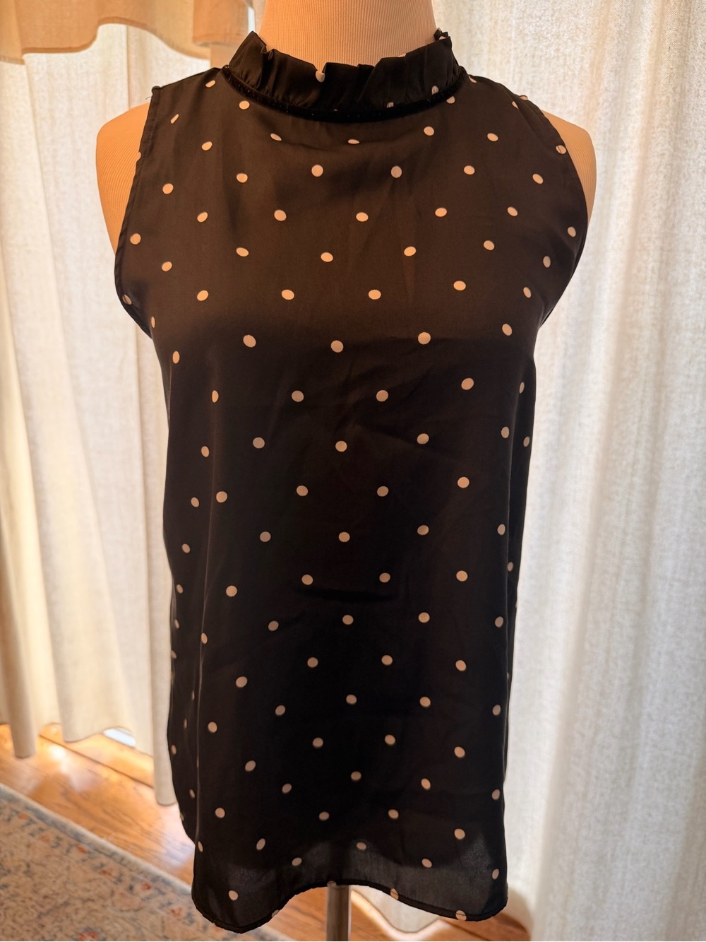 LOFT Charcoal Gray Polka Dot Sleeveless Ruffle Top